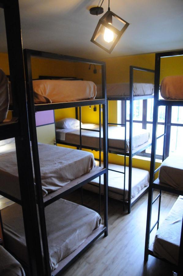 Happy Tree Hostel Peru Lima Exterior photo