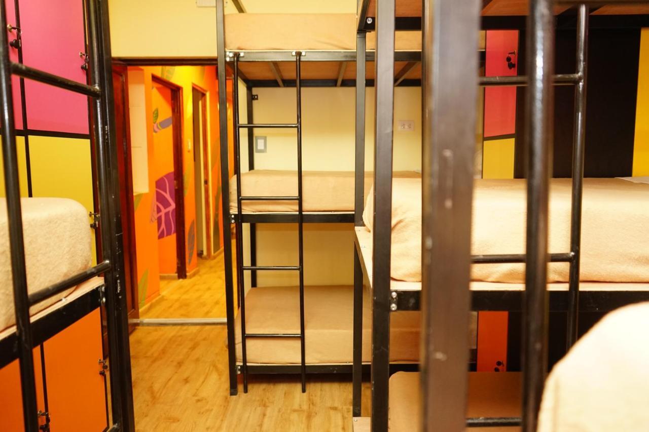 Happy Tree Hostel Peru Lima Exterior photo